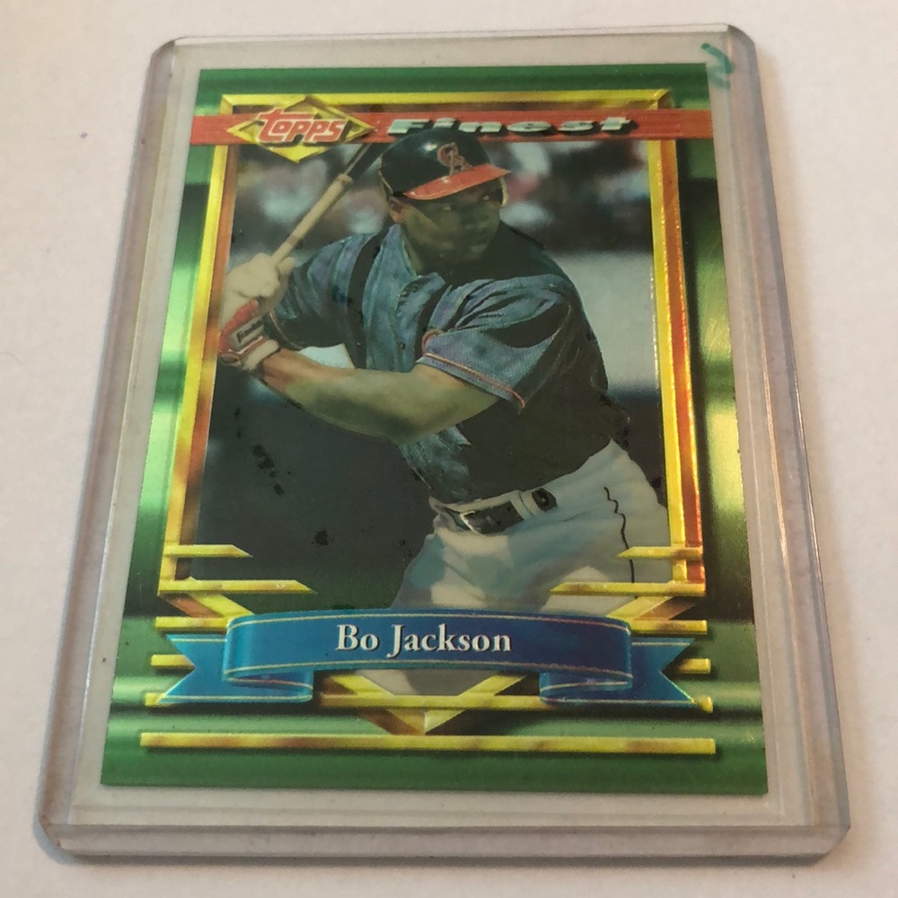 Topps finest refractor Bo Jackson (1994)